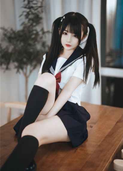 在厨房边做饭边被躁bd免费看