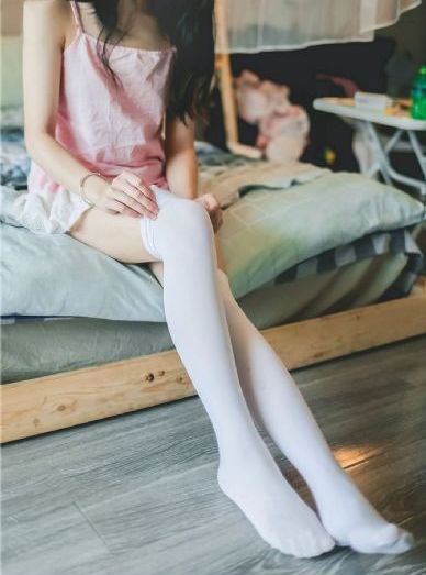 裸体吃奶玩乳60分钟视频