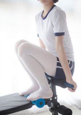 暴力肉体进入hdxxxx古装